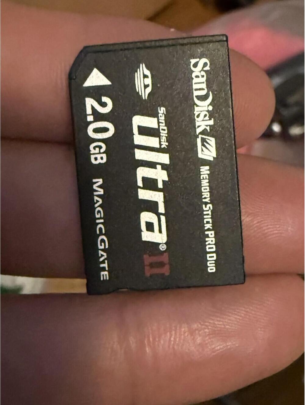 Sandisk Memory Stick Pro Duo Ultra II 2 PSP Camera Memory Card 2gb